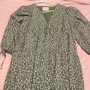 Hyacinth House Green and White flower print dress - size small
